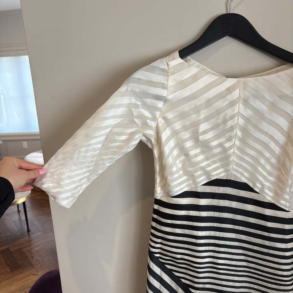 J. Mendel Cream and Black Striped Asymmetrical Midi Dress size 6 - Picture 5 of 6